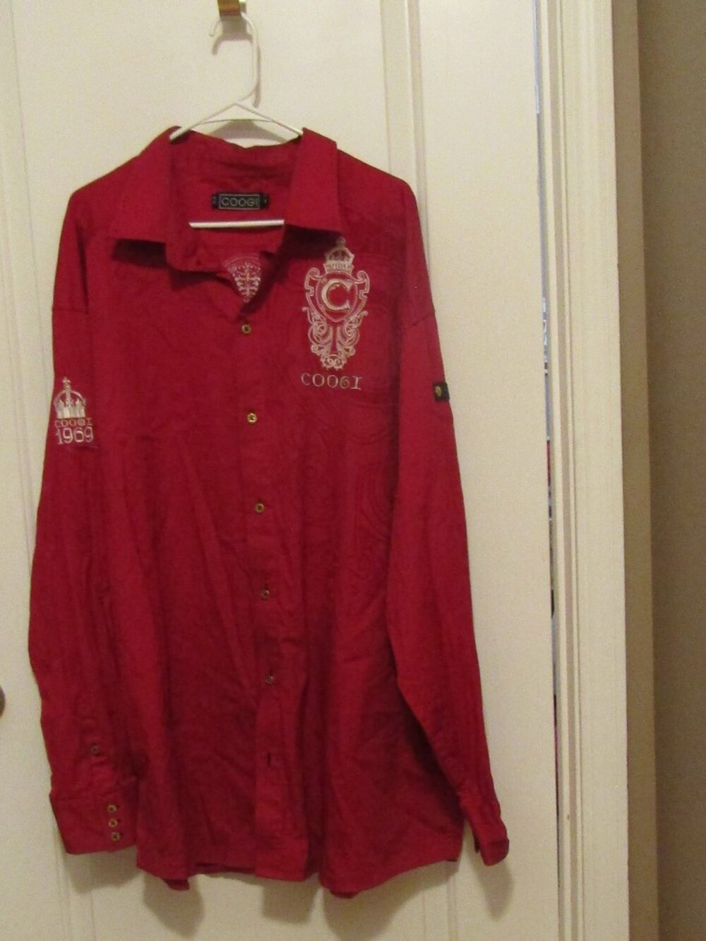 Collectible COOGI RED EMBROIDERED CROWN 1969 Button Down Shirt Mens Size 4X